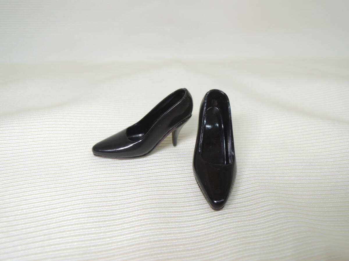 【同封発送・お取り置き可】ドラゴン 1/6 藤原紀香 ブラック・ハイヒール拍卖