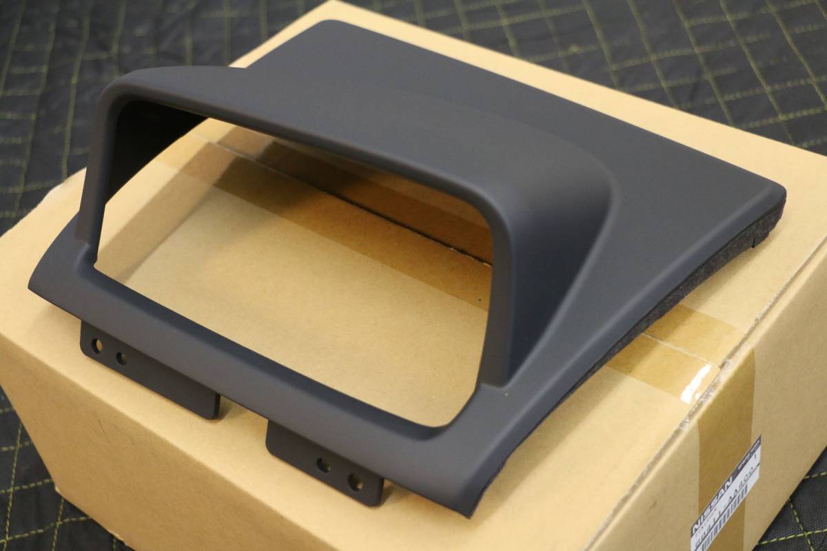 マルチファンクションフィニッシャーカバー スカイライン GT-R BNR34 68411-AA400 新品未使用 即納在庫有 N34-42拍卖