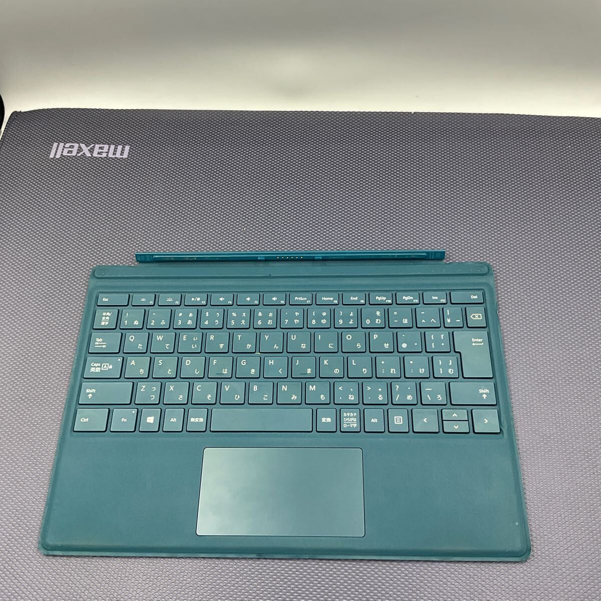 ◎(D1024) Microsoft Surface Pro タイプカバー 1725拍卖