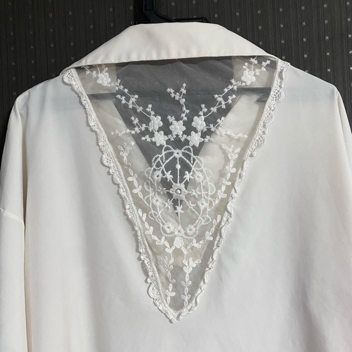 antiqua アンティカ ロングシャツ モード ホワイト バックデザインシャツ拍卖