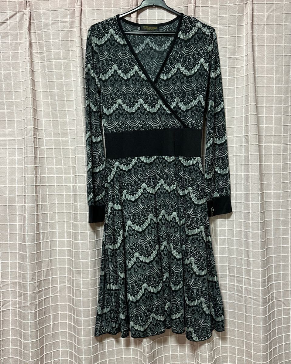 新品 BB aroma レース柄 ワンピース ひざ丈 シワにならない せ拍卖