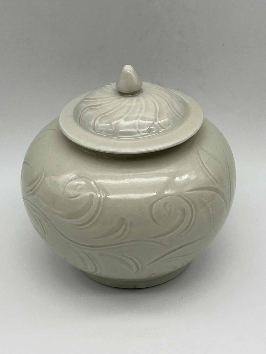 宋時代定窯 白磁刻花共蓋壺 蓋付き 茶入 茶道具 繊細 唐物 古物 時代物 旧家収蔵品 古美術 中国骨董(F-10)拍卖