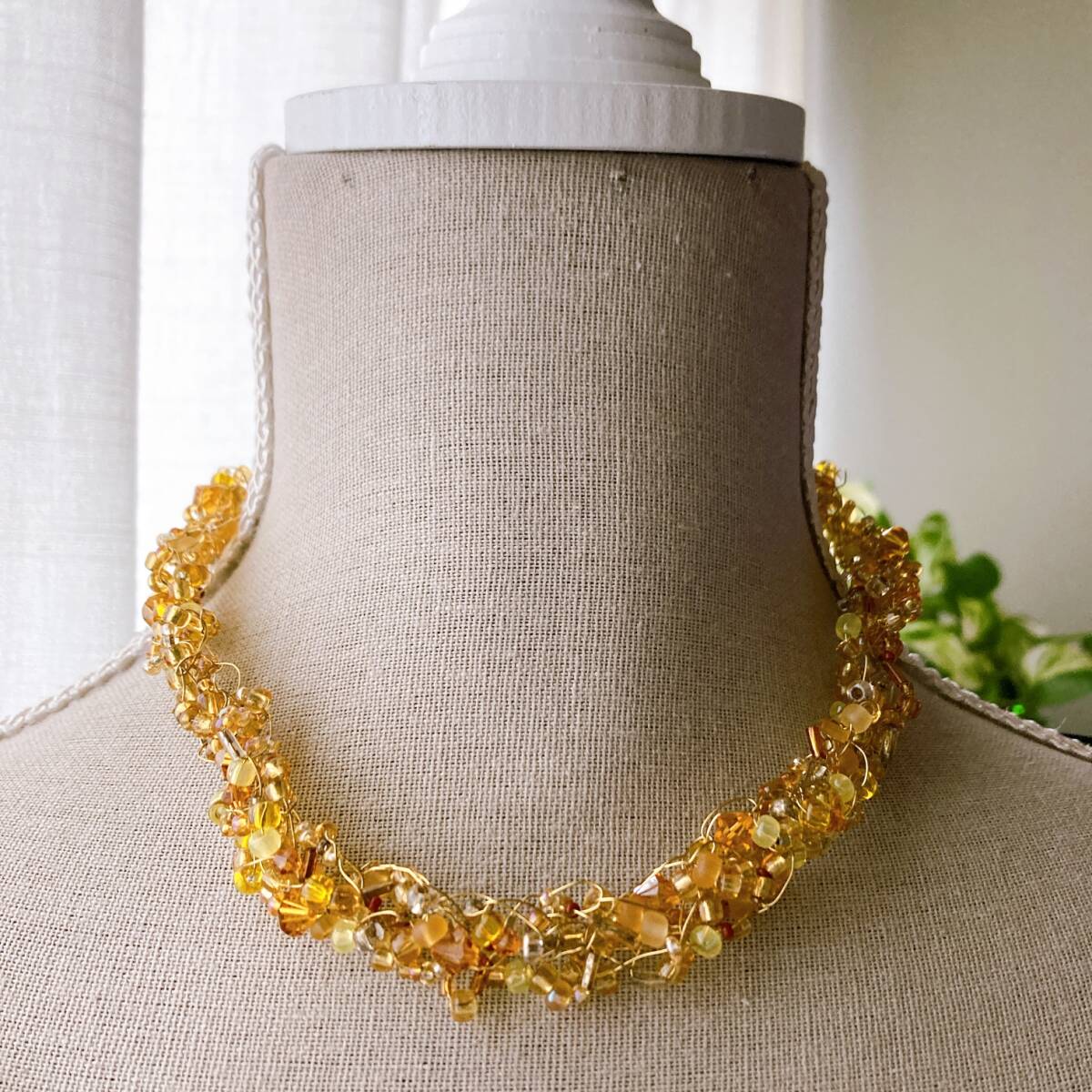 ネックレス ゴールド系色ガラスビーズ たっぷり編み ファイアポリッシュ ヴィンテージ☆Vintage jewelry accessories R0346拍卖