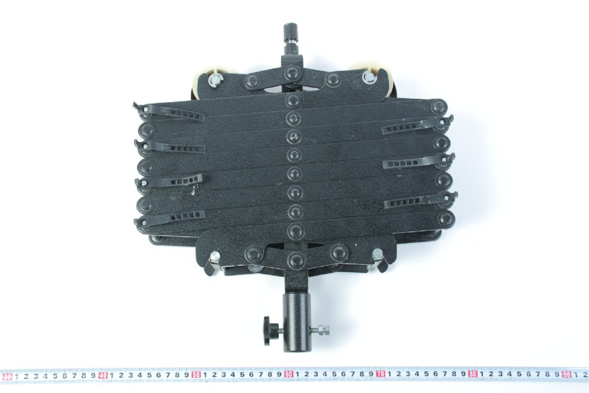 ※ COMET コメット パンタグラフ 320~1800mm 4kg + 3kg 黒 ブラック スタジオ ストロボ 天吊り c1030拍卖