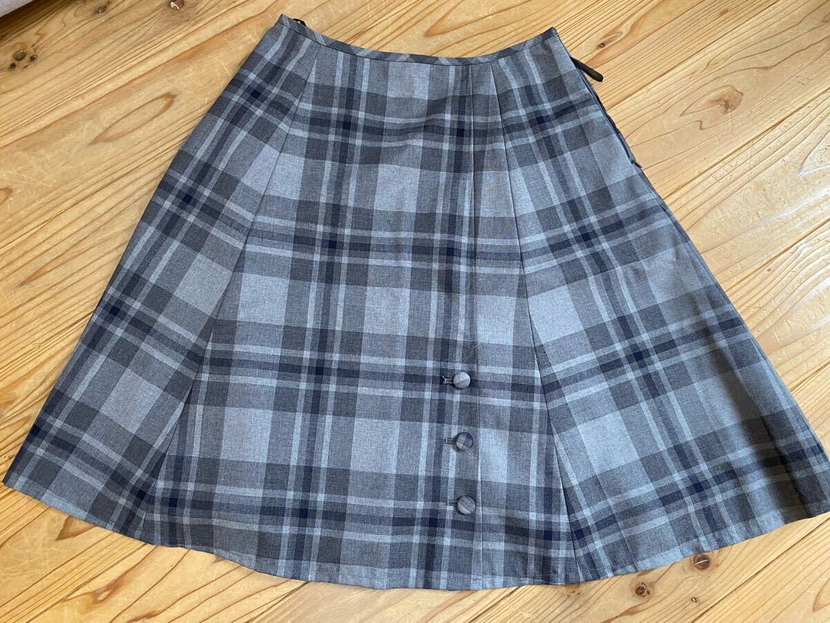 YORKLAND ヨークランド チェック柄 スカート size11AR グレーxブラック 薄手ウール拍卖