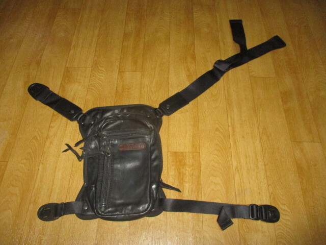 KUSHITANI クシタニ・K-3578 本革・レザー ヒップ・ウェスト・レッグバッグ 黒 美中古 ジャケット拍卖
