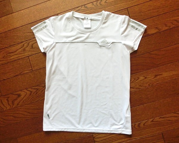 美品◆adidas アディダス CLIMALITE 半袖シャツ 【M】◆ジム/スタジオ/ダンス/ヨガ/トレーニング/ランニング拍卖