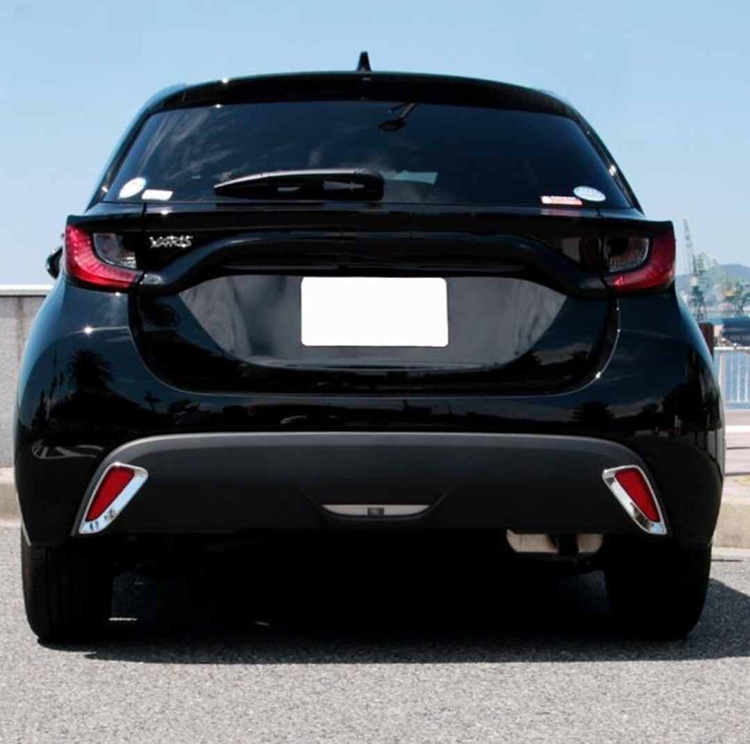 トヨタ ヤリス 210系/10系/15系 専用 リアリフレクター メッキガーニッシュ カバー フレーム【簡単取付】拍卖