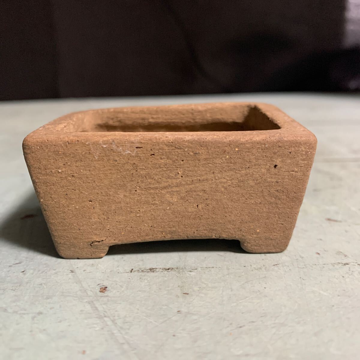 植木鉢 小さな鉢 中国? 在銘 ミニ盆栽 アンティーク ミニ 盆栽鉢 鉢 ミニチュア 陶器 ミニサイズ 長方形 (A-1875)拍卖