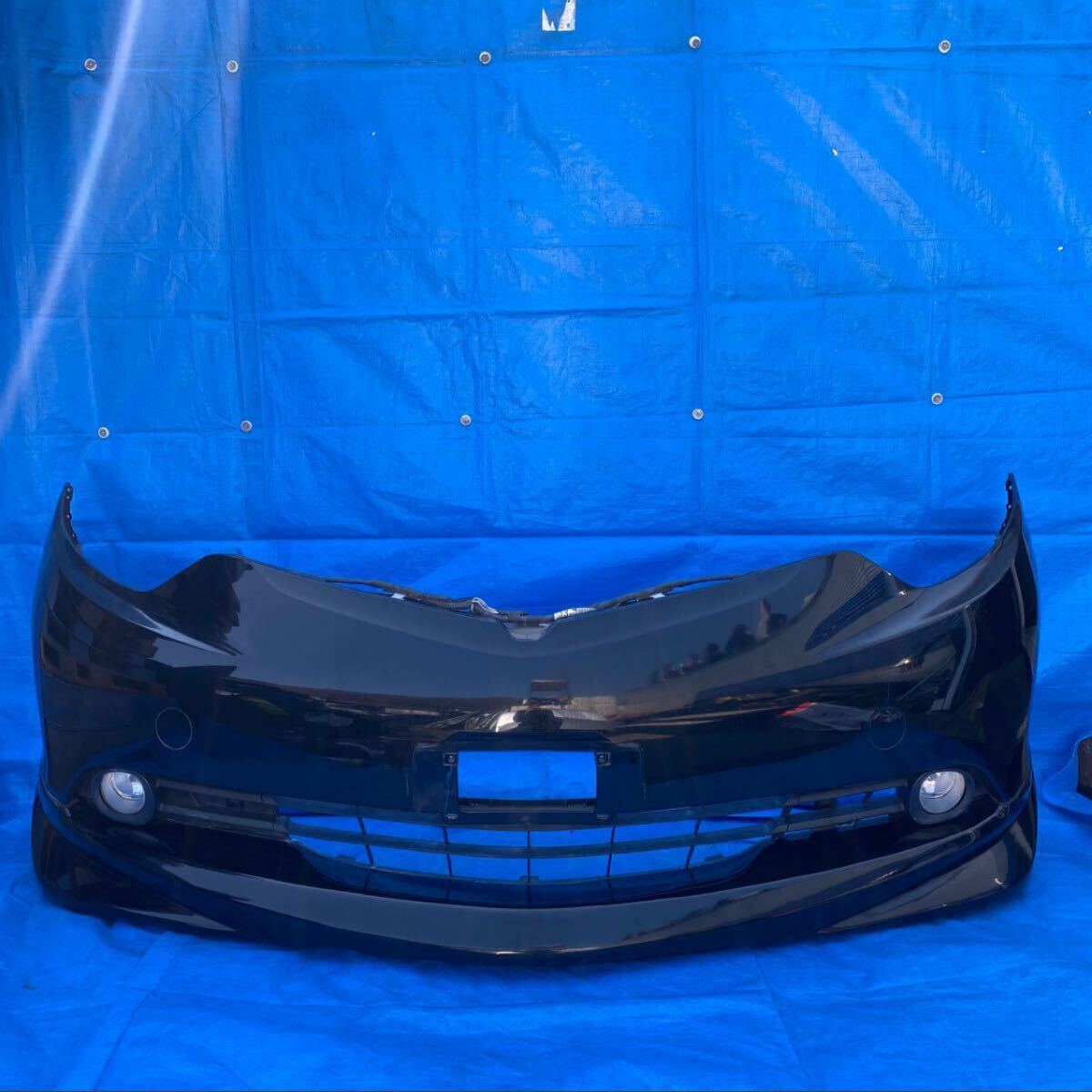 ◆トヨタ エスティマ《ACR50 ACR55 GSR55 GSR50 AHR20》純正 フロントバンパー カラー 202 (黒) フォグ付き スポイラー付き 52119-28B60◆拍卖