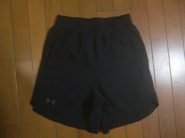 美品 アンダーアーマー ショートパンツ インナーパンツ付き SM 黒拍卖