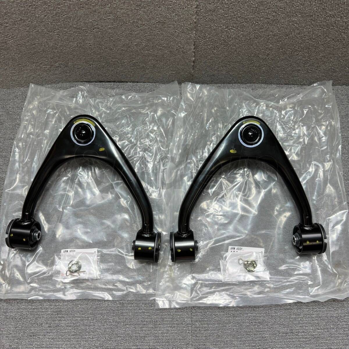 【新品】 TOYOTA トヨタ JZX100 GX100 マーク2 純正 フロント サスペンションアッパーアーム ASSY アッパーマウント 左右セット RH LH拍卖