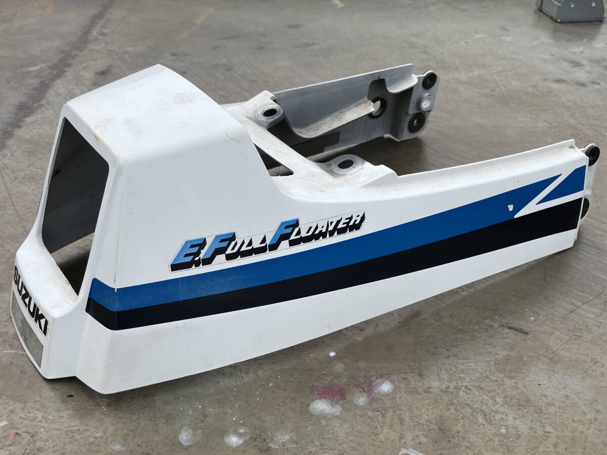 GF250 GJ71C シートカウル テールカウル拍卖