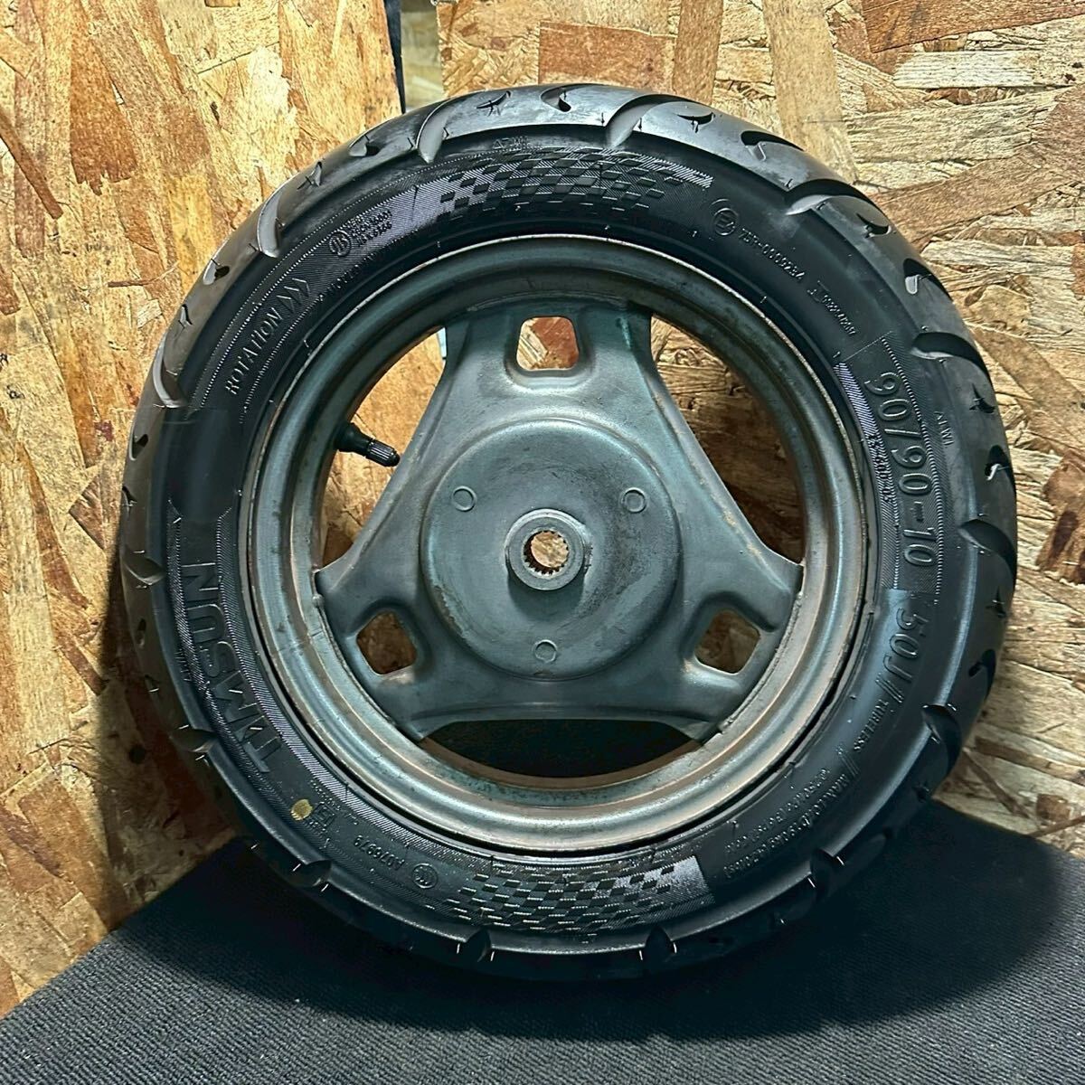 動画付A67 CA1HC セピアZZ SUZUKI 純正 リアホイール タイヤ付き溝有り アドレスV100拍卖