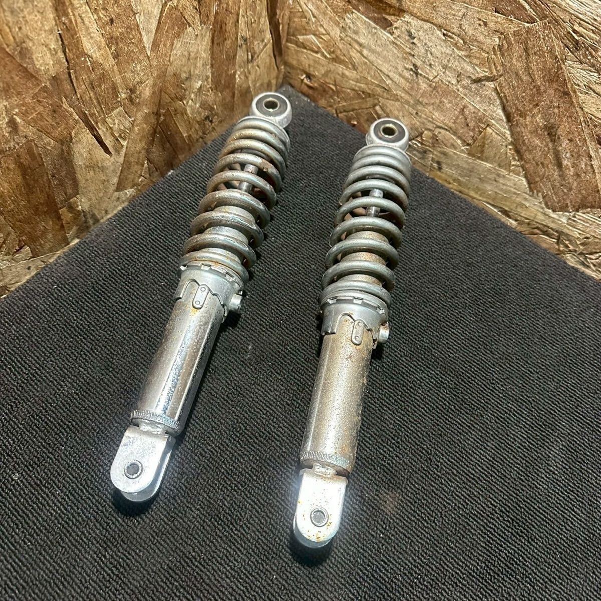 動画付A70 SG03J マジェスティC 250 YAMAHA リアショック リアサスペンション Cマジェ拍卖