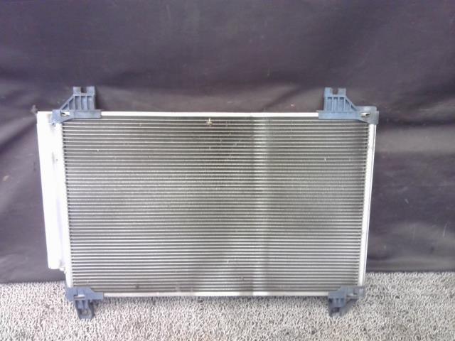 スペイド DBA-NCP141 エアコン コンデンサー Y 9AF 88460-52130拍卖