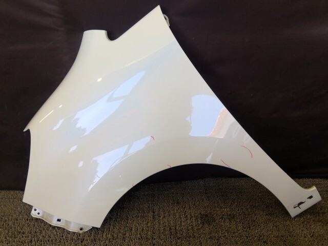 ソリオ DBA-MA15S フロント左フェンダー S Z7T 57711-54M10拍卖