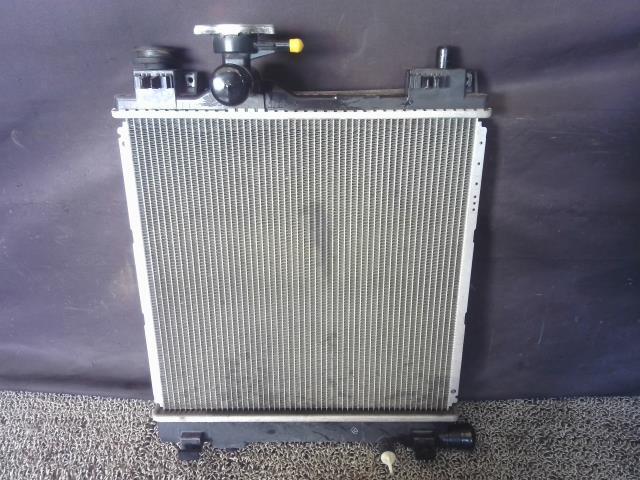 MRワゴン DBA-MF33S ラジエータ G ZCW 222000-7212 17700-50M10拍卖
