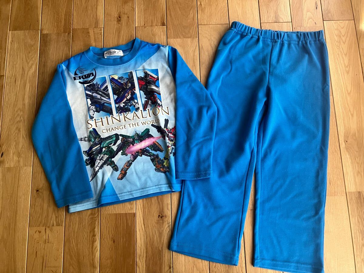 中古 シンカリオン 新幹線 長袖 長ズボン パジャマ 120センチ 青拍卖