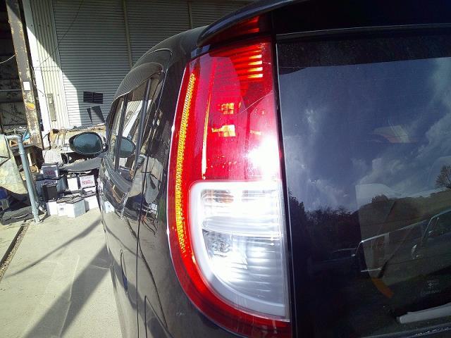 MRワゴン DBA-MF22S 純正 左テールランプ/テールレンズ コイト 220-59124拍卖