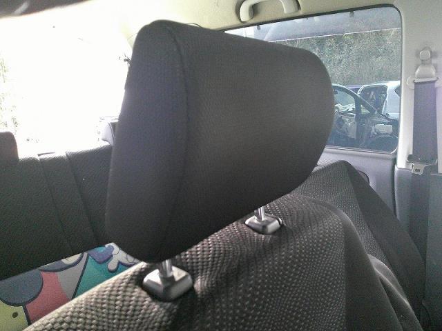 ワゴンR スティングレー DBA-MH22S ヘッドレスト フロント2個 トリム C07拍卖