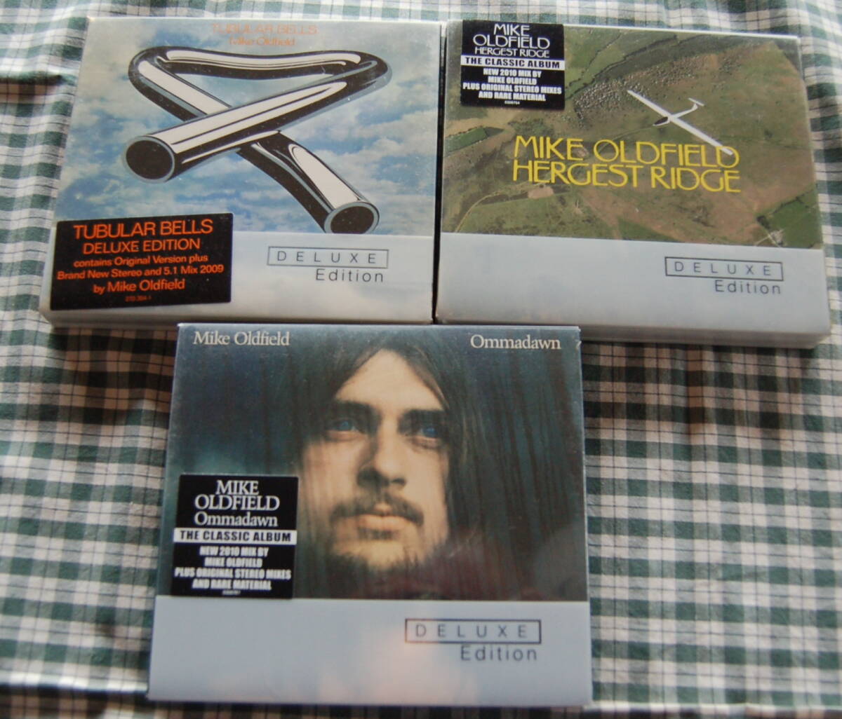 名盤・デラックス エディション 2CD+DVD 3組まとめて【送料無料】Mike Oldfield【1st-3rd Tubular Bells,Hergest Ridge,Ommadawn】中古美品拍卖