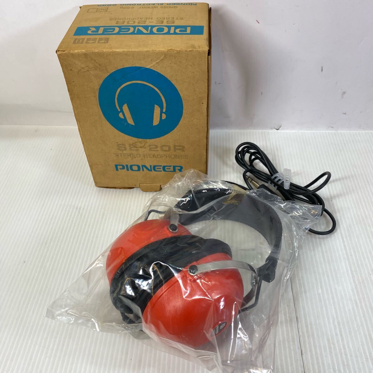 PIONEER パイオニア ヘッドホン SE-20R レッド 赤色 オーディオ機器 有線 試聴のみ 動作品拍卖