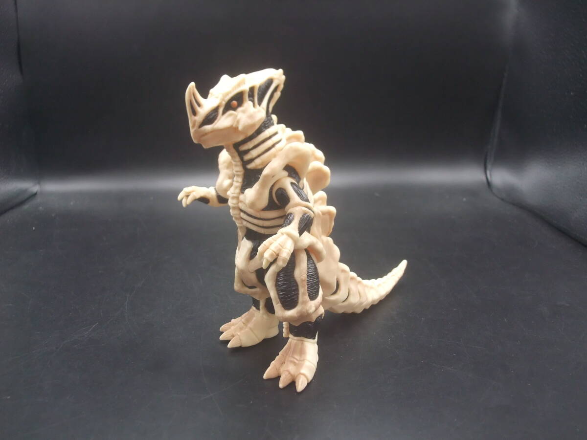 ソフビ ムードン ウルトラマンコスモス 怪獣 拍卖