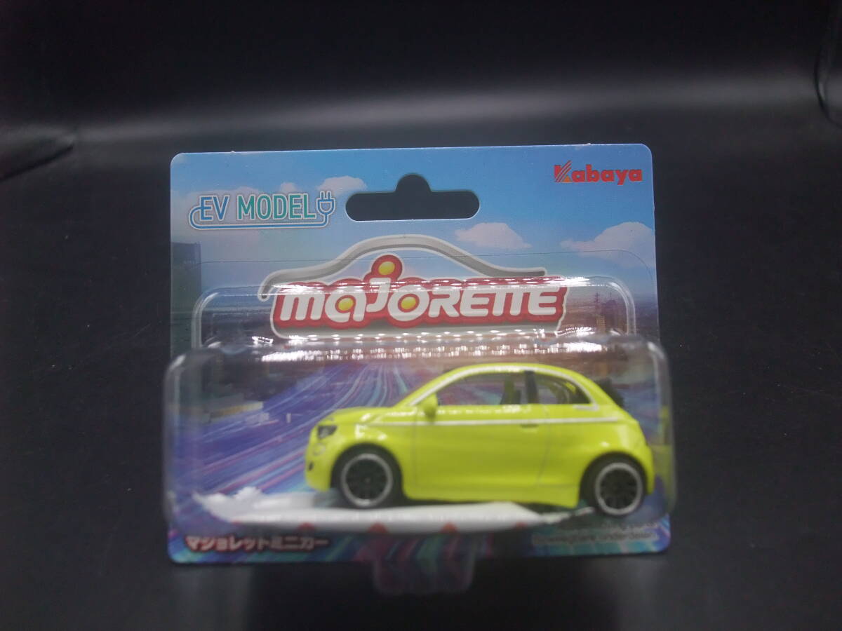 マジョレットミニカー Hアソート EV MODEL FIAT 500 lcon Cabriolet イエロー拍卖