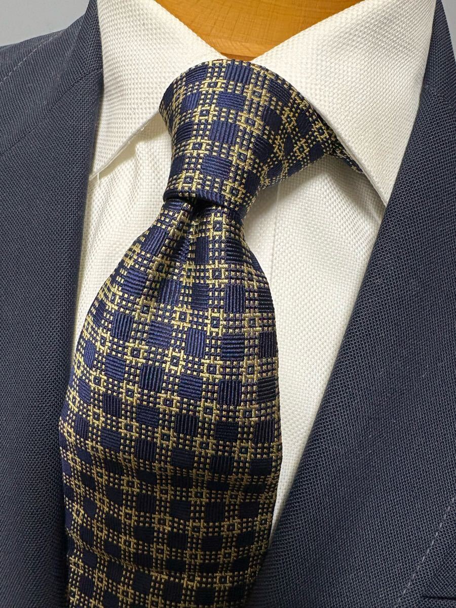 【美品】ポールスチュアート ジャガードタイ 日本製高級シルク 大剣約10cm ネイビー基調 2504拍卖