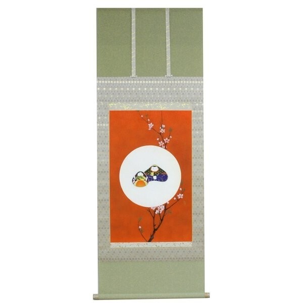 掛け軸 掛軸 純国産掛け軸 床の間 節句画 「おひなさま」 上村久志作 尺五立物 桐箱付拍卖