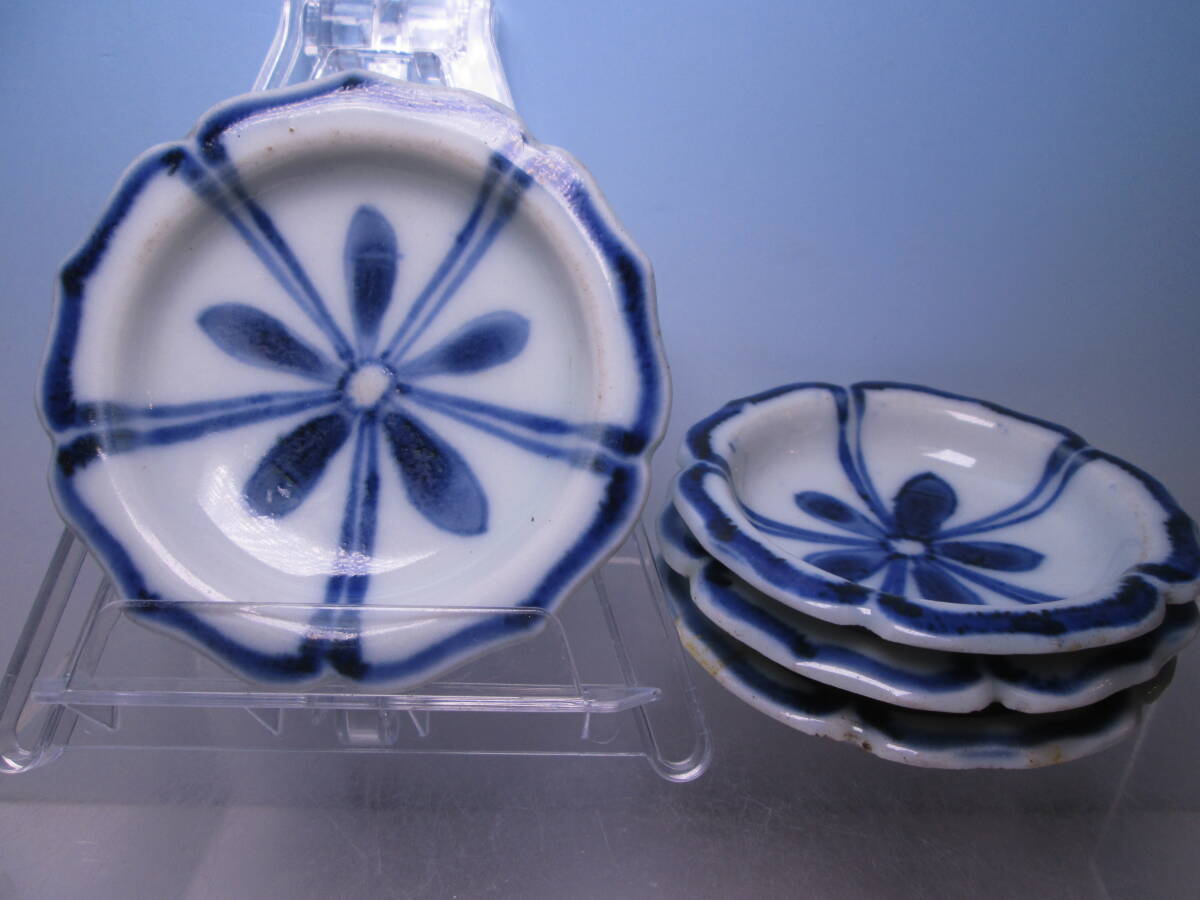 ☆お料理屋さんの器 明治時代 染付 花文 輪花形小皿 四客 茶懐石/割烹/日本料理拍卖
