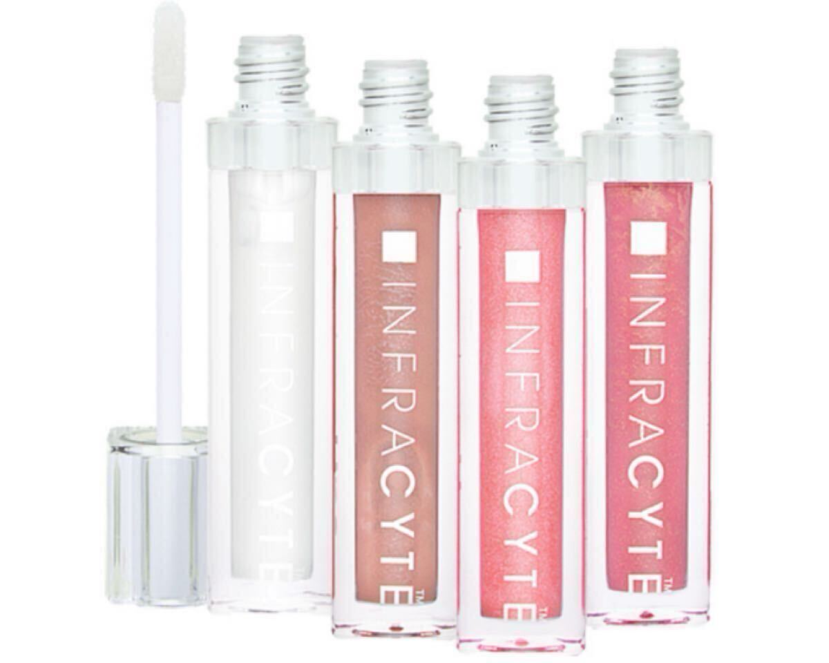 ラシャスリップス(Lusious Lips)Main Attraction #326 ラメ入りペールピンク 7ml拍卖