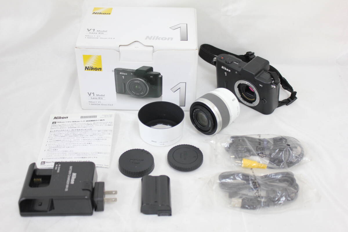 【返品保証】 【元箱付き】ニコン Nikon 1 V1 ブラック 30-110mm F3.8-5.6 VR バッテリー チャージャー付き ミラーレス一眼 M5827拍卖