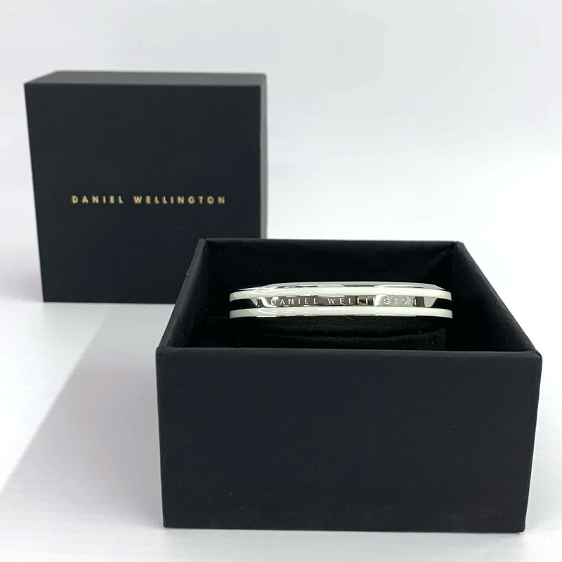Daniel Wellington ダニエルウェリントン EMALIE エミリー シルバー バングル 店頭/他モール併売《レディース古着・山城店》O3475拍卖