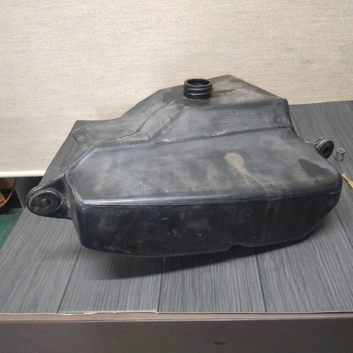 バンバン125 パーツ ガソリンタンク ■中古車■ RV125 初期型 2スト■6V中古 実動車外し タンク フューエルタンク拍卖