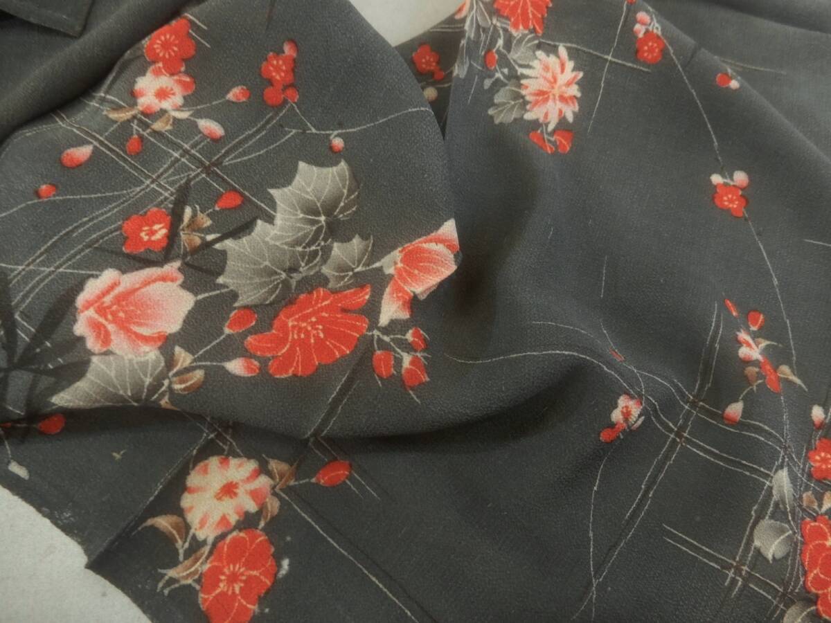 <銀の斧>正絹・江戸縮緬はぎれ・明治期ちりめん・長さ80cm・グレー生地拍卖