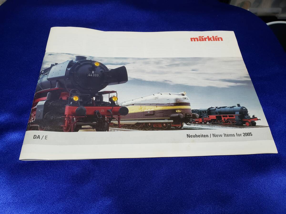 カタログ 2005 メルクリン 71頁 ややシミ汚れあるも きれいな状態といえる 管理M2498 拍卖