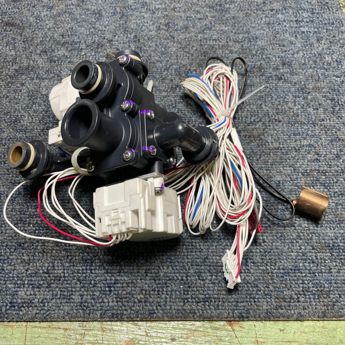 簡易動作確認 三菱電機 ヒートポンプ給湯機 SRT-WT462 出湯切替弁 入水切替弁 TN1315 エコキュート 電動弁 ミキシング 混合弁 SRT-WT372拍卖