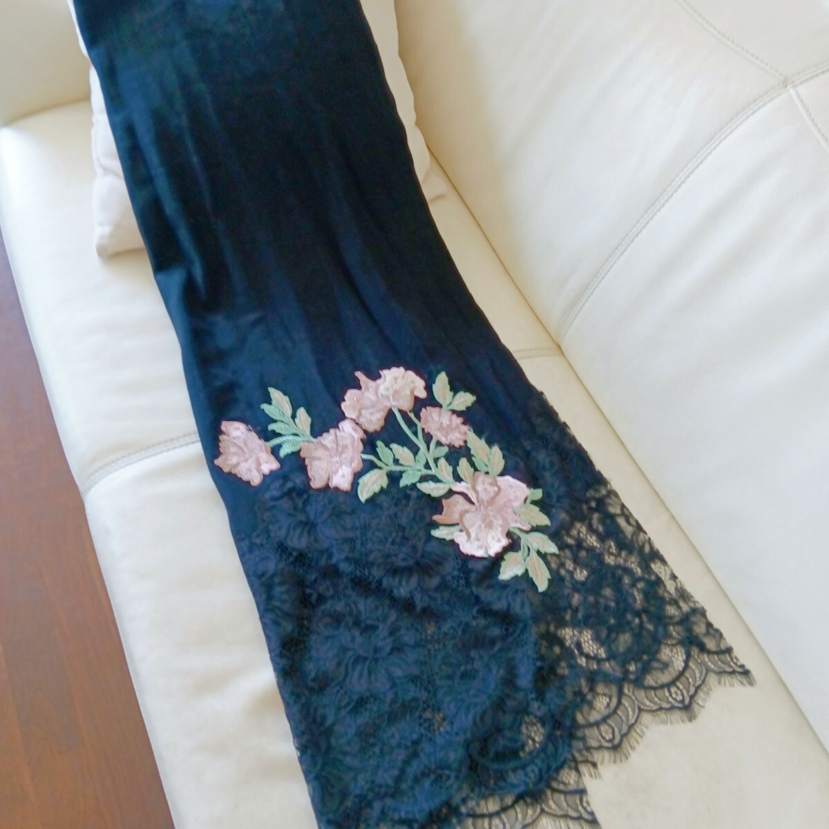 ヴァレンティノ valentino ブラック 花柄 刺繍 大判 ショール 40万 パーティー カクテル拍卖