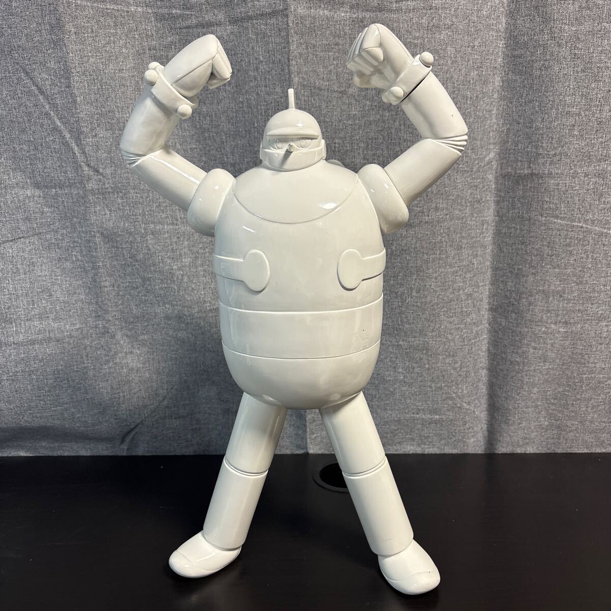rroo TAKARA タカラ エイケン作画用モデル レプリカ MEGA SCALE 鉄人28号 ホワイト ビッグサイズソフビフィギュア 高さ約48cm拍卖