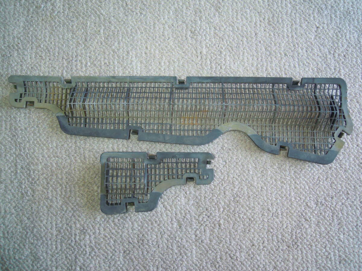 ★送料無料★ トヨタ トレノ 85 AE85 前期 純正 フロント ベンチレーション ダクト グリル カウルトップ メッシュ 検) レビン 86 AE86 等?拍卖