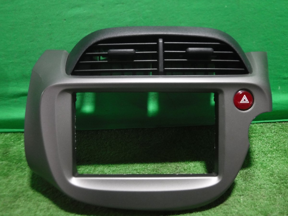 【C】ホンダ フィット GE6/GE7 純正 オーディオパネル 77250-TF0-0031-20 横19.0cm×縦11.1cm拍卖