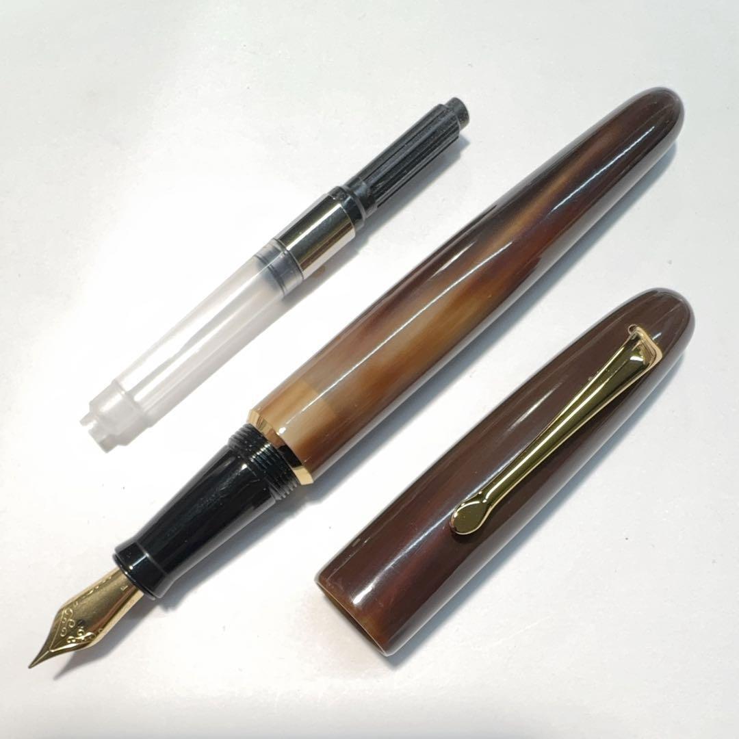 【稀少品】天然素材 水牛 角軸 万年筆 F 細字 Jowoペン先 新品■バッファローホーン Fountain Pen Water buffalo horn拍卖