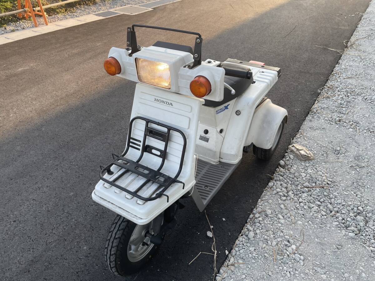 ≪愛知≫ジャイロX 4スト TD02 (1105番台~) 22番白色 現状 書付 実働 吹き上がりOK♪ ジャイロアップ キャノピー拍卖