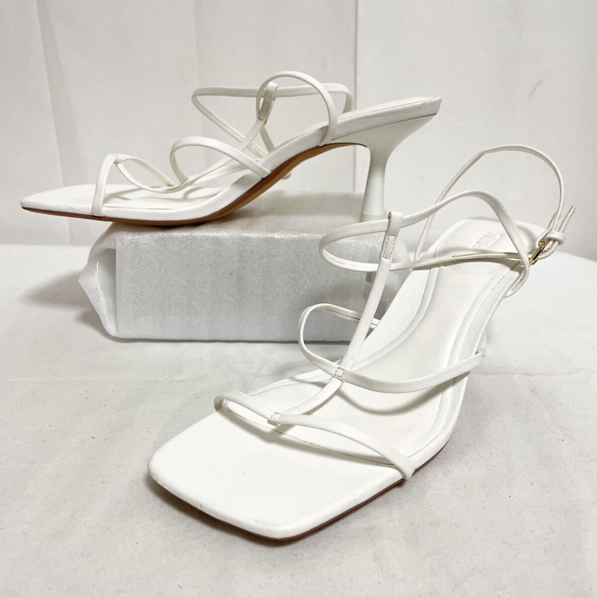 20 ZARA ザラ サンダル ヒール ストラップ シューズ 38 ホワイト レディース拍卖