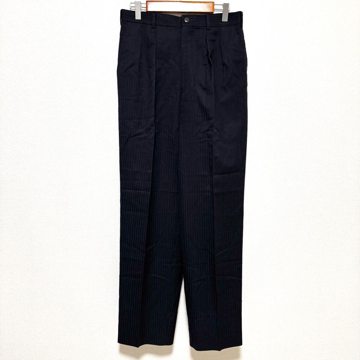 日常のおしゃれに◎【TAKEO KIKUCHI】タケオキクチ スラックス パンツ ストライプ 日本製 毛混 紳士服 ビジネス ブラック 2 / Y28677zz拍卖