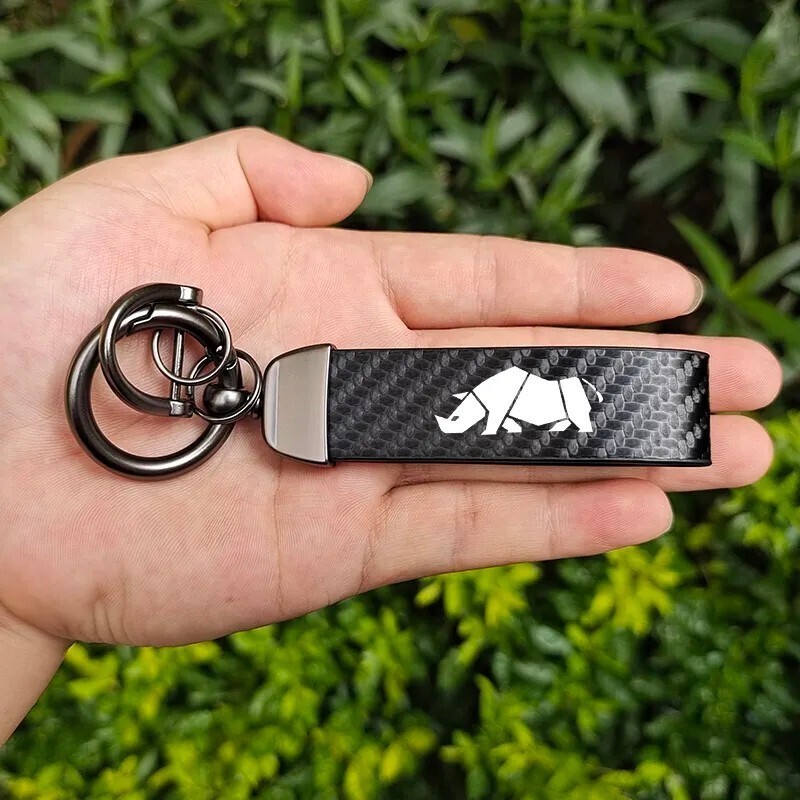 スズキ【Jimny】B カーボンレザー キーホルダー カラビナ キーリング■ジムニー JB23 JB33 JB43 JB64 JB74 JA11 JA12 JA22 SJ30 シエラ拍卖