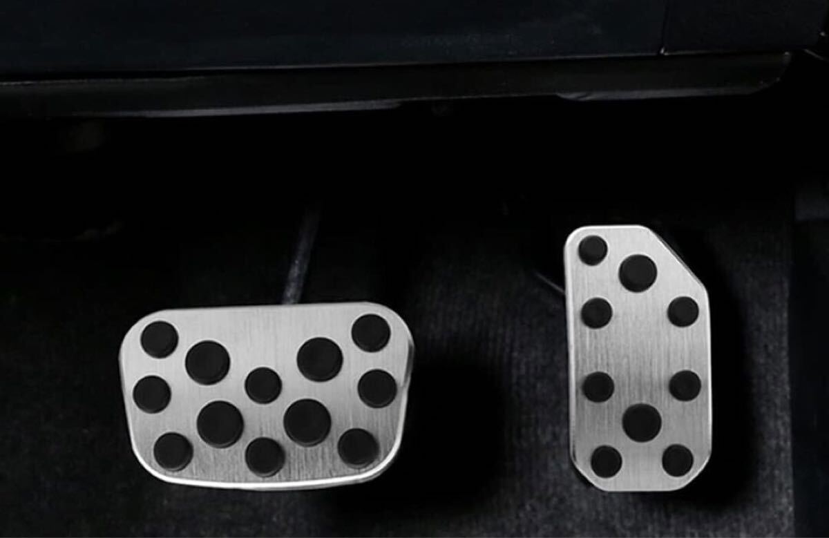 トヨタ専用 アルミ製ペダルカバーセットアクセル・ブレーキNOAH/VOXY/Esquire/HARRIER/ESTIMA対応 滑り止め付き ドレスアップ 内装パーツ拍卖