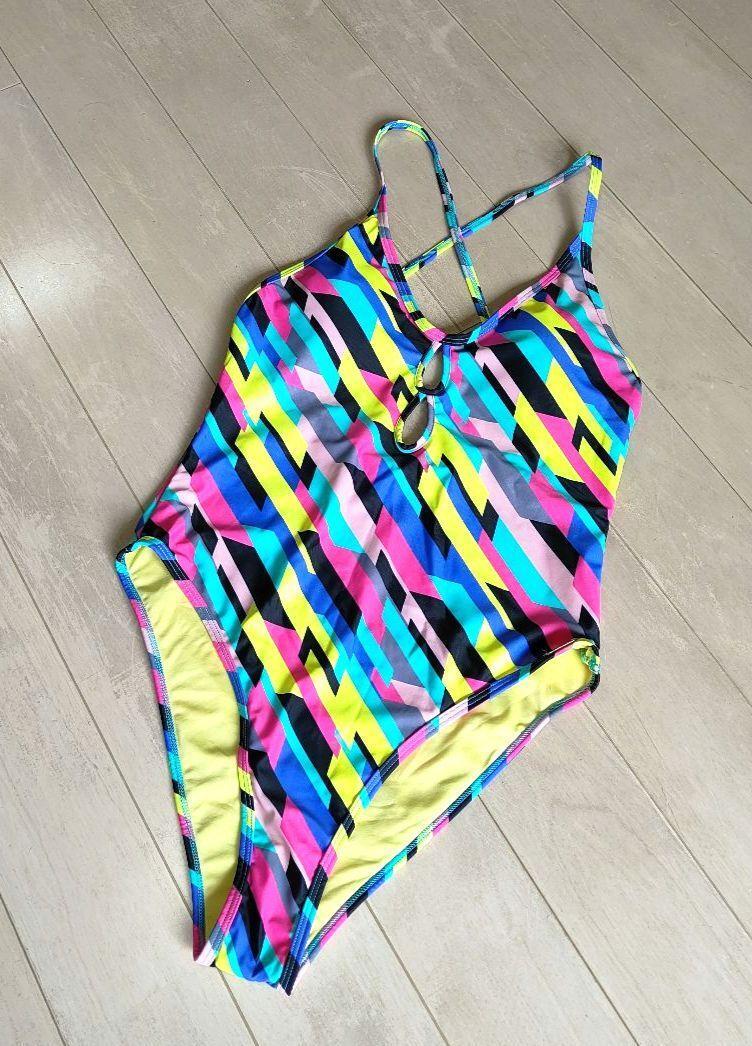 ネオンカラーマルチカラー ワンピース水着 サイズゆったりめMサイズ 肩紐調節可能拍卖